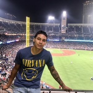 Meet your Posher, Marcos